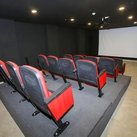 Lovely 1-bedroom Near Mall Of Διαμέρισμα Κωνσταντινούπολη