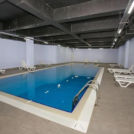 Lovely 1-bedroom Near Mall Of Διαμέρισμα Κωνσταντινούπολη